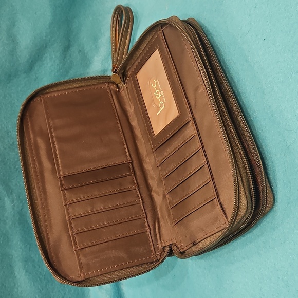 b.o.c. Green Leather Wallet with Decorative Stitching - Picture 4 of 4